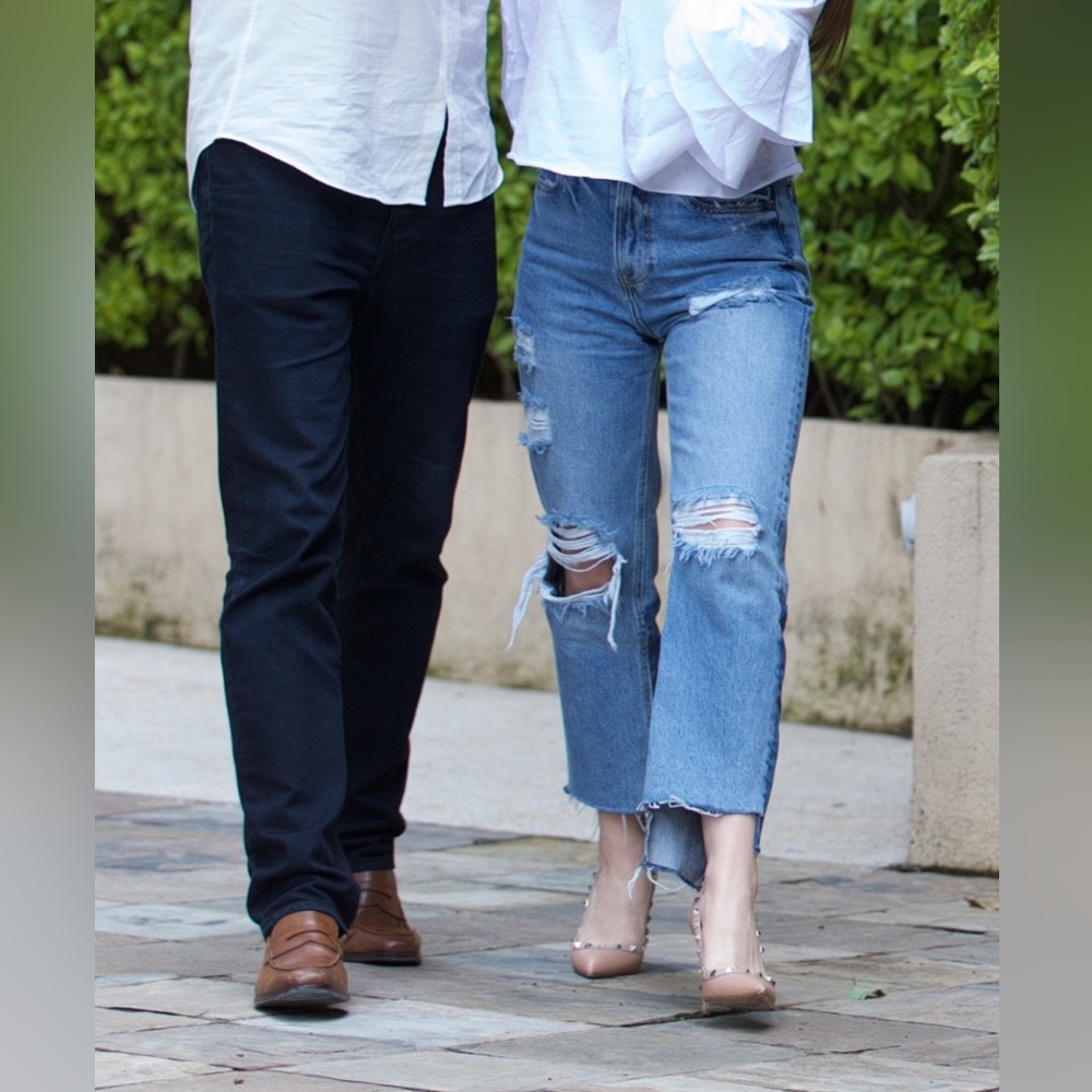ZARA distressed high waist cropped jeans